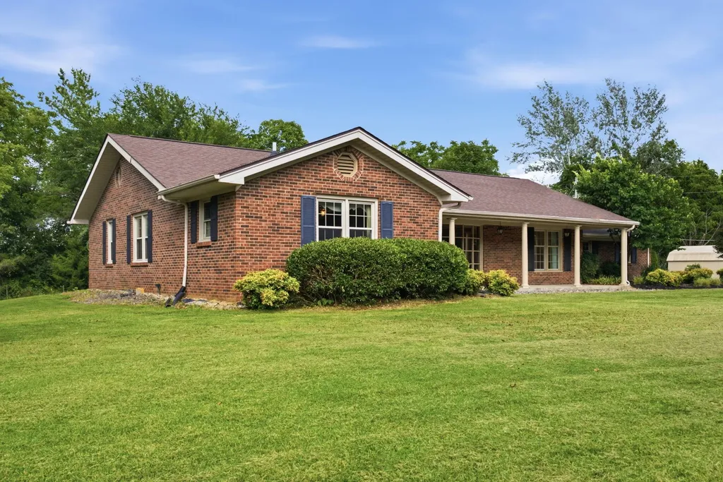 296 Elliston Richmond KY 40475