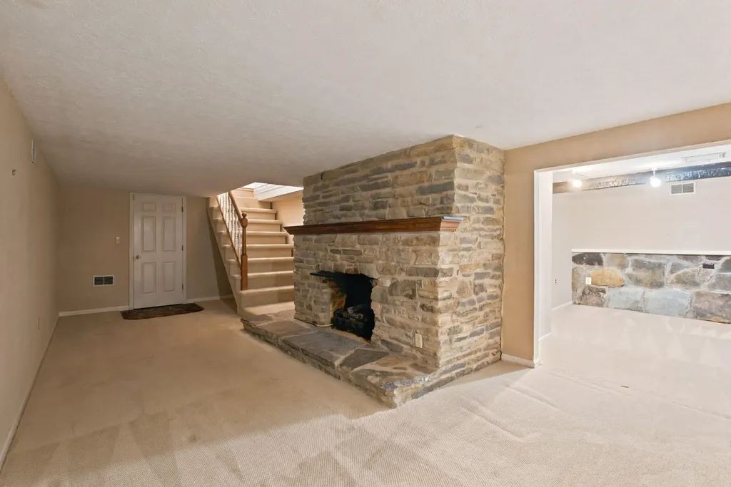 296 Elliston Richmond KY 40475