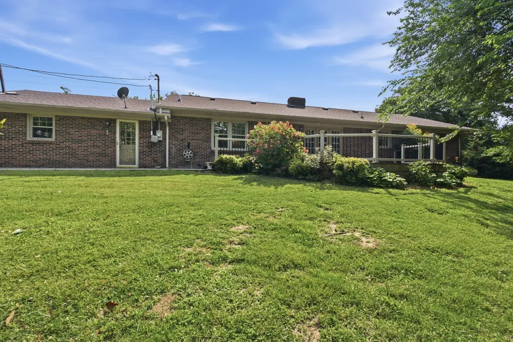 296 Elliston Richmond KY 40475