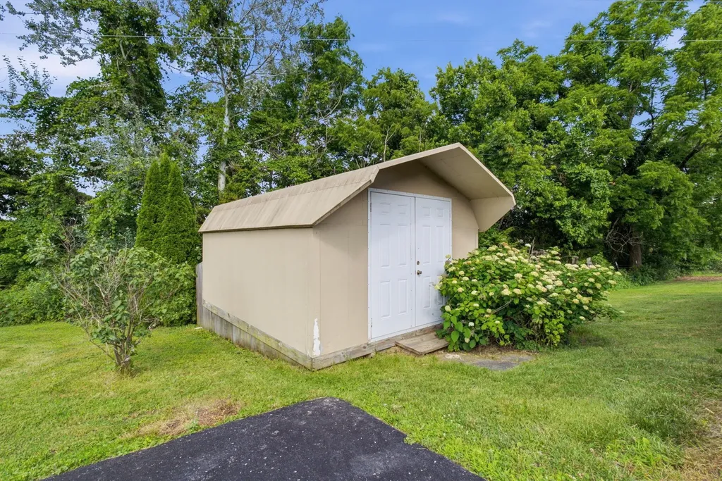 296 Elliston Richmond KY 40475