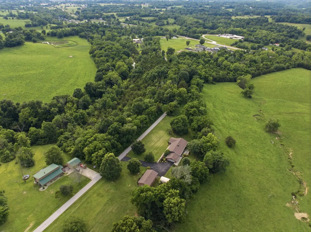 296 Elliston Richmond KY 40475