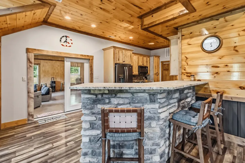 483 Kimber Drive Nancy KY 42544