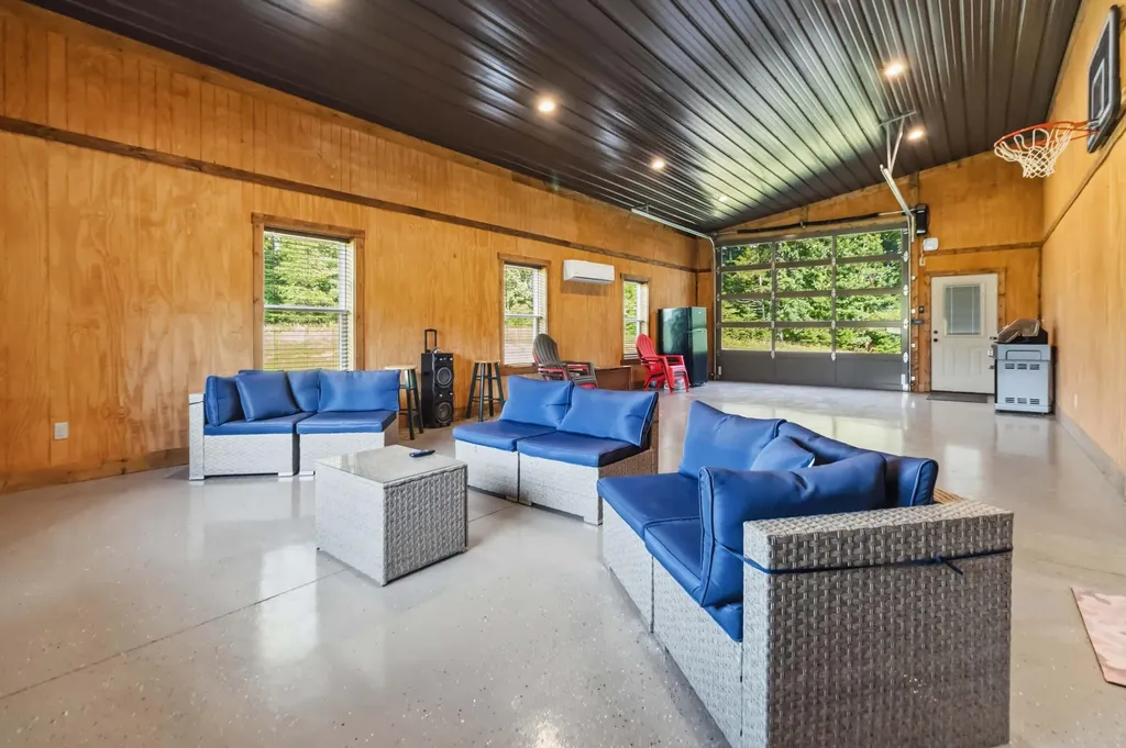 483 Kimber Drive Nancy KY 42544