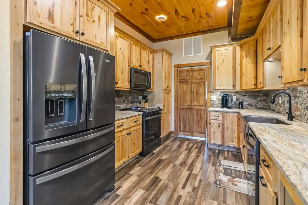 483 Kimber Drive Nancy KY 42544