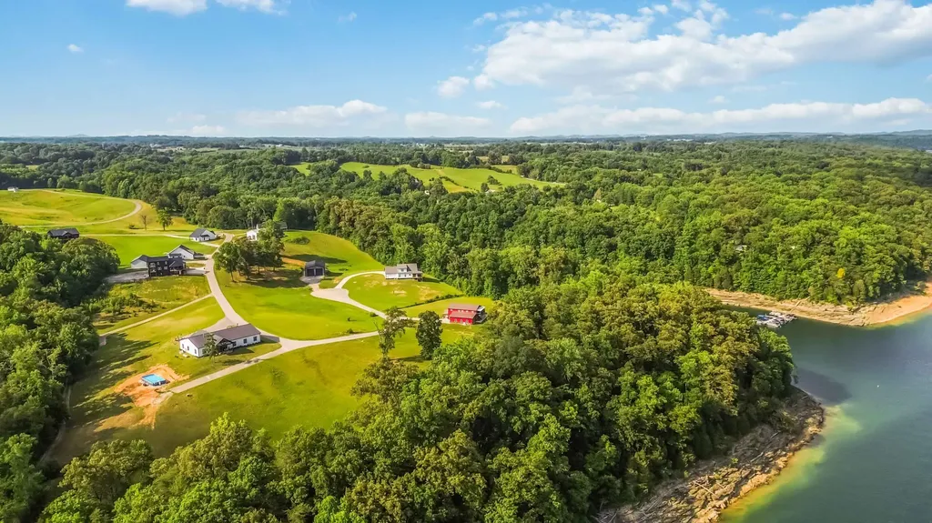 483 Kimber Drive Nancy KY 42544
