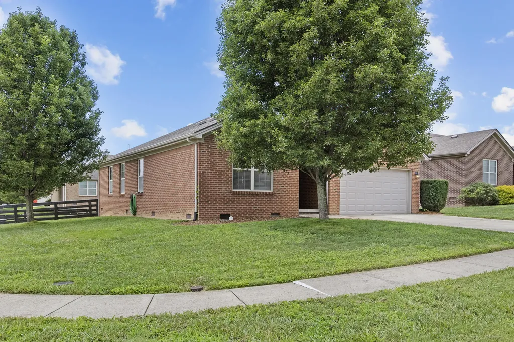 124 Bryants Trail Berea KY 40403