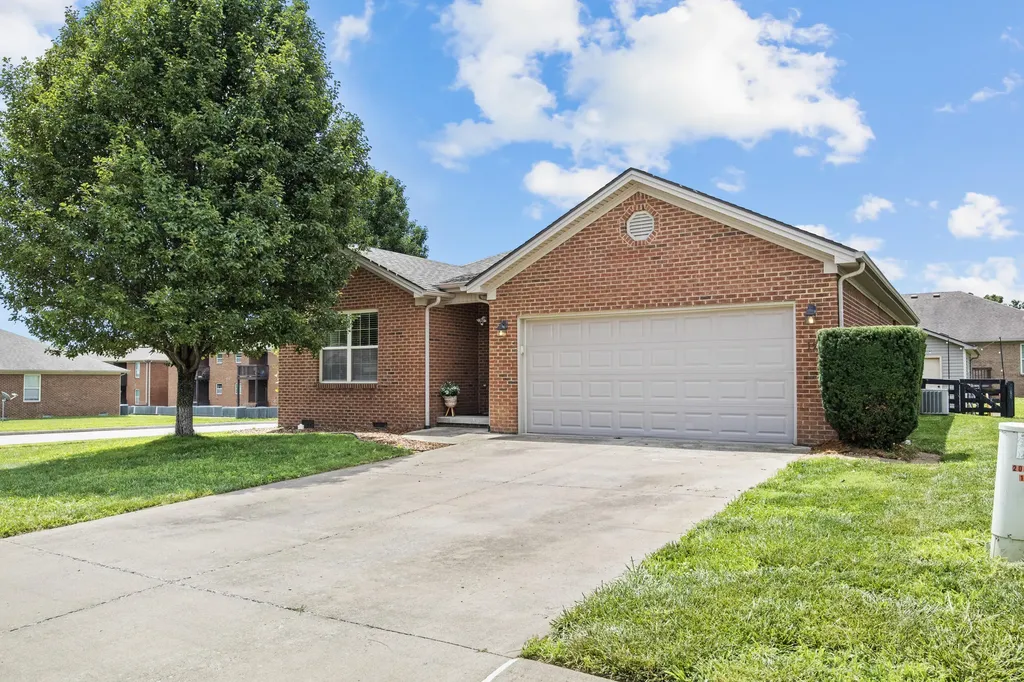 124 Bryants Trail Berea KY 40403