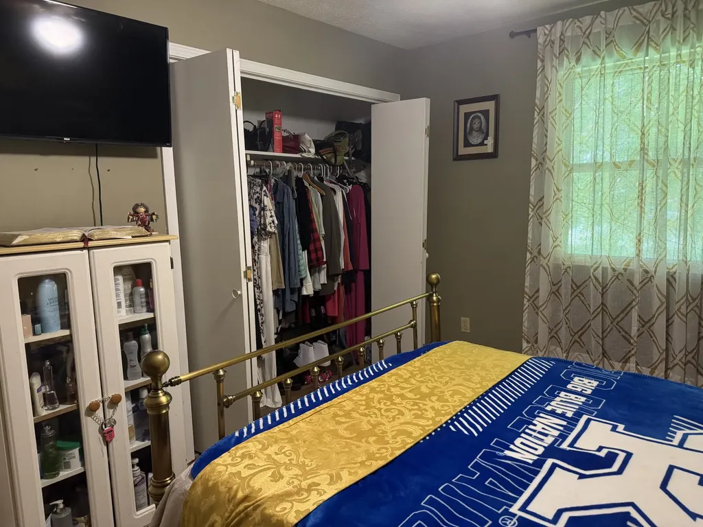 1713 College Farm Road Murray KY 42071