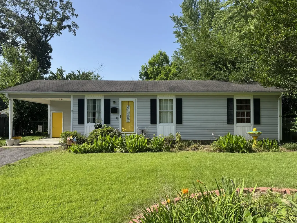 1713 College Farm Road Murray KY 42071