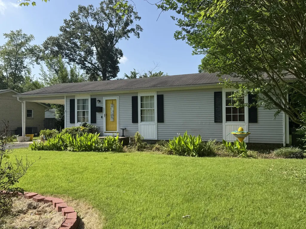 1713 College Farm Road Murray KY 42071