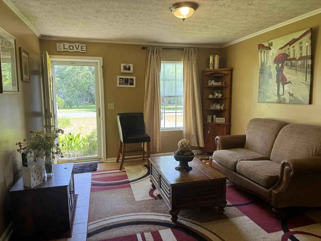 1713 College Farm Road Murray KY 42071