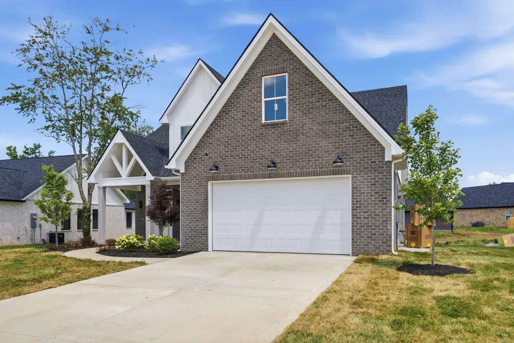 225 Madison Avenue Nicholasville KY 40356