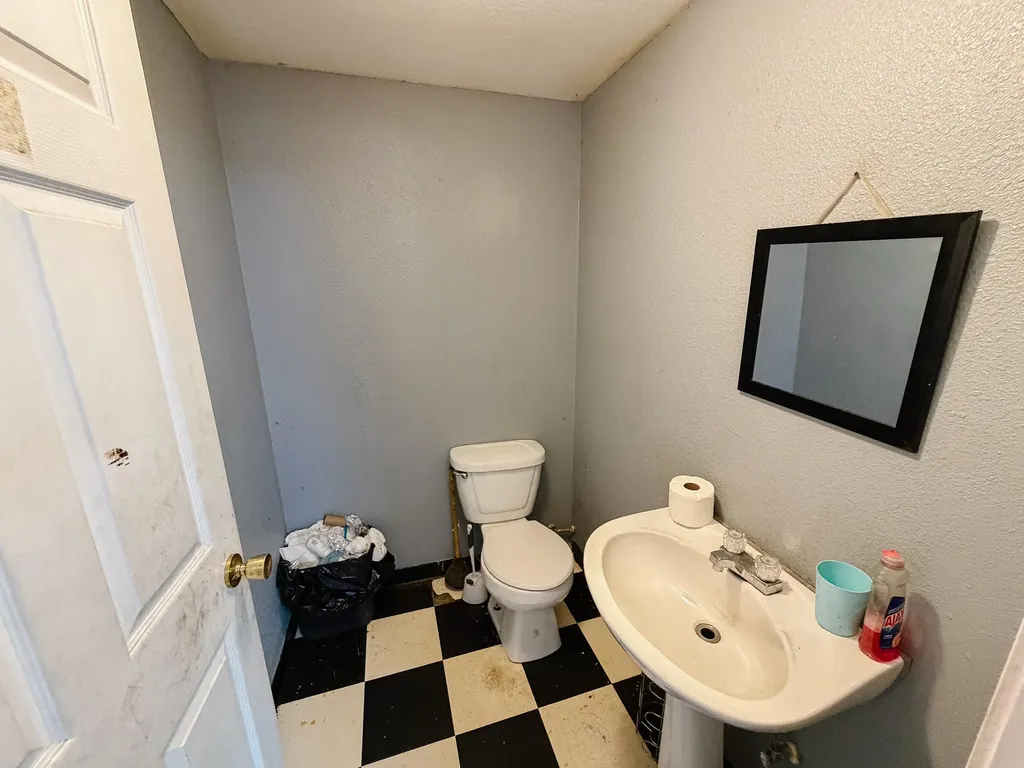 430 U.s. 62 Eddyville KY 42038