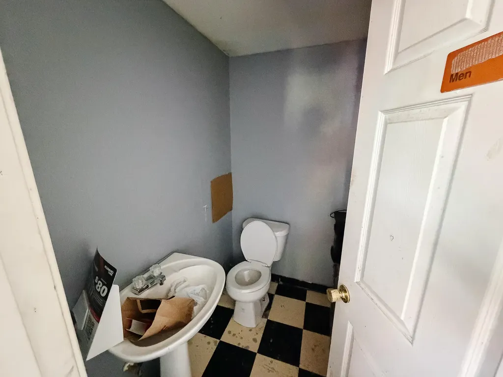 430 U.s. 62 Eddyville KY 42038