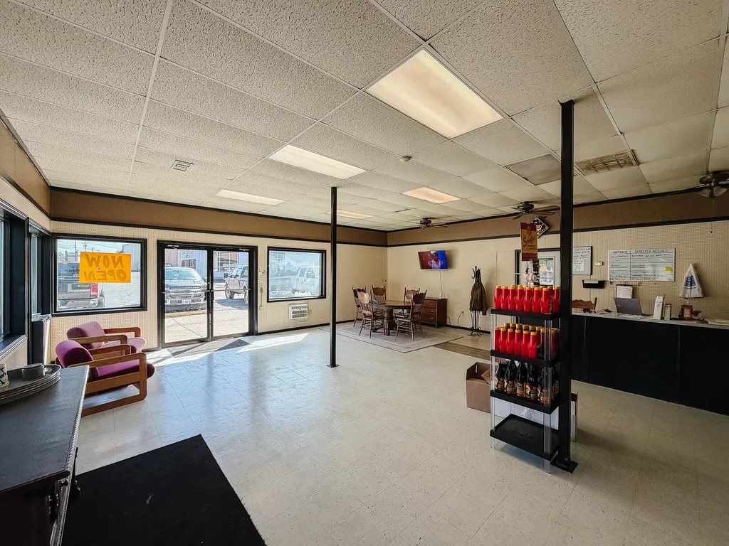 430 U.s. 62 Eddyville KY 42038