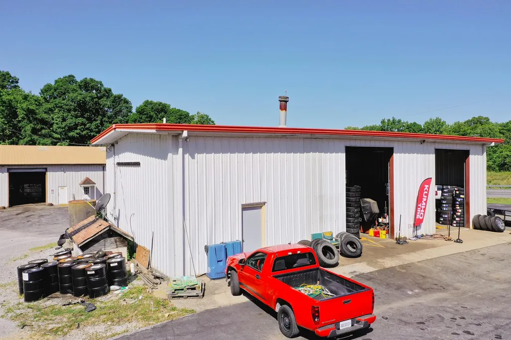 430 U.s. 62 Eddyville KY 42038