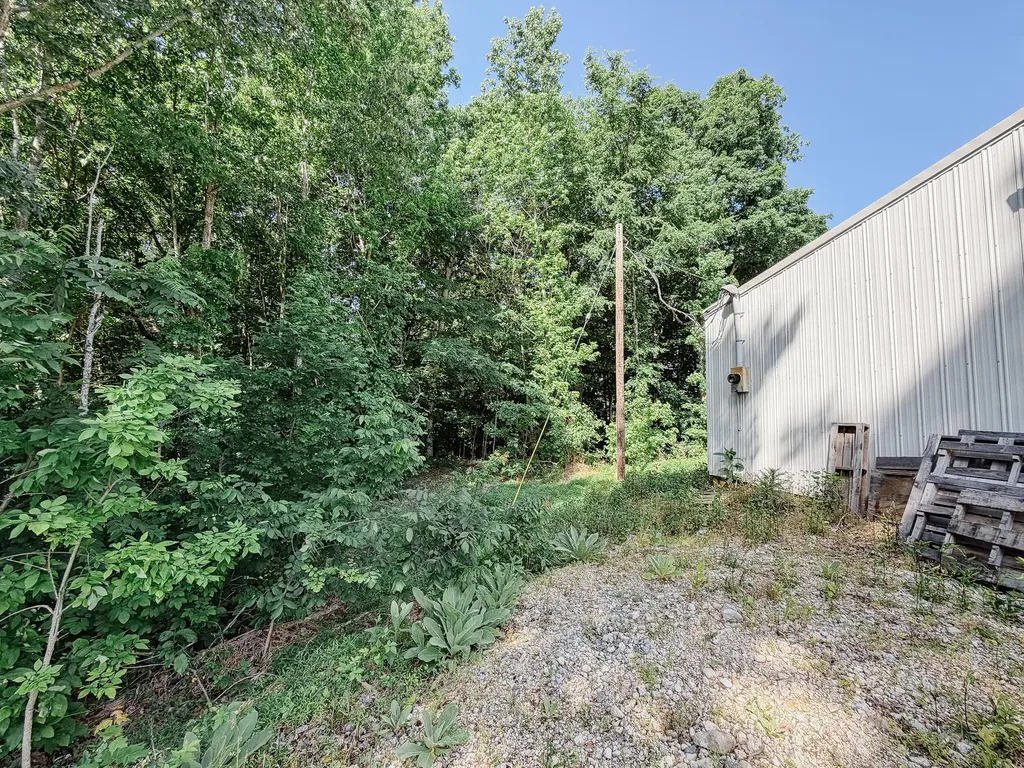 430 U.s. 62 Eddyville KY 42038
