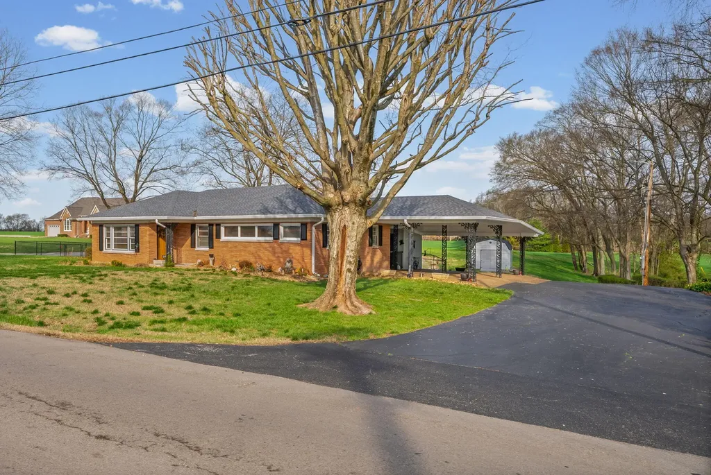 4540 Canton Pike Hopkinsville KY 42240