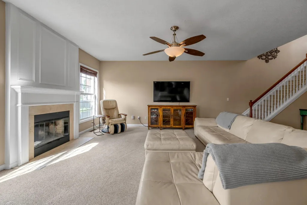 2432 Gooseberry Circle Lexington KY 40509