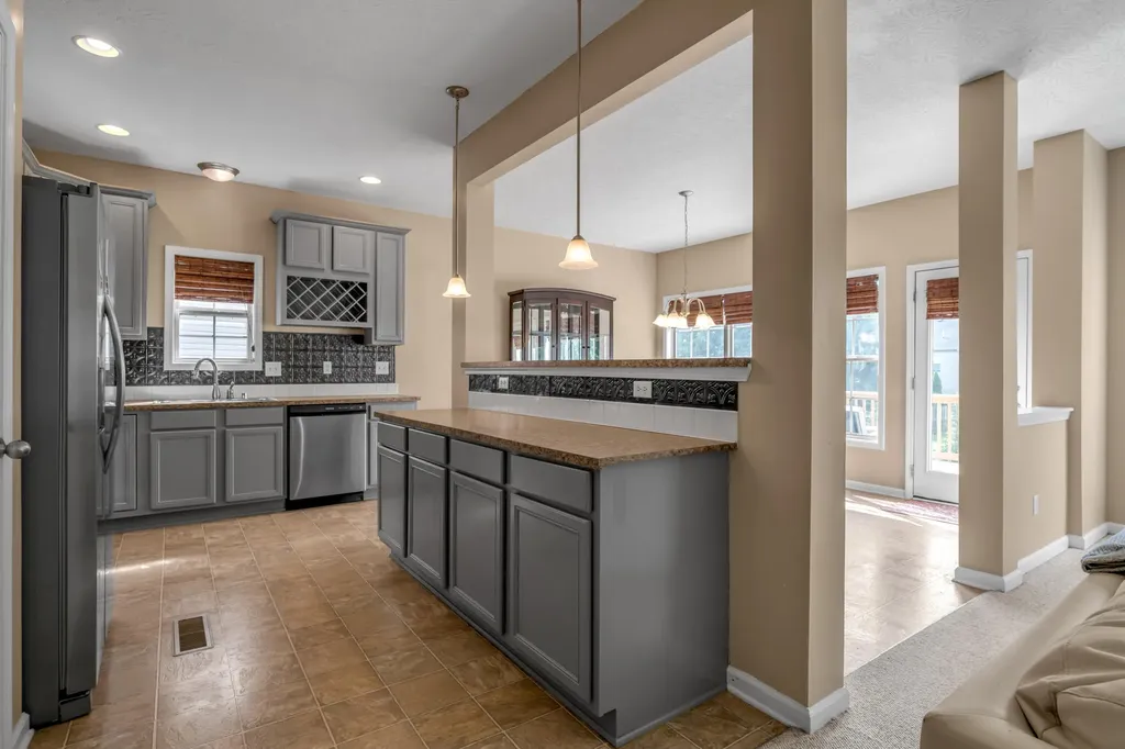 2432 Gooseberry Circle Lexington KY 40509