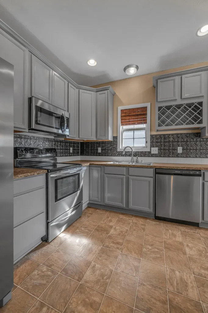 2432 Gooseberry Circle Lexington KY 40509