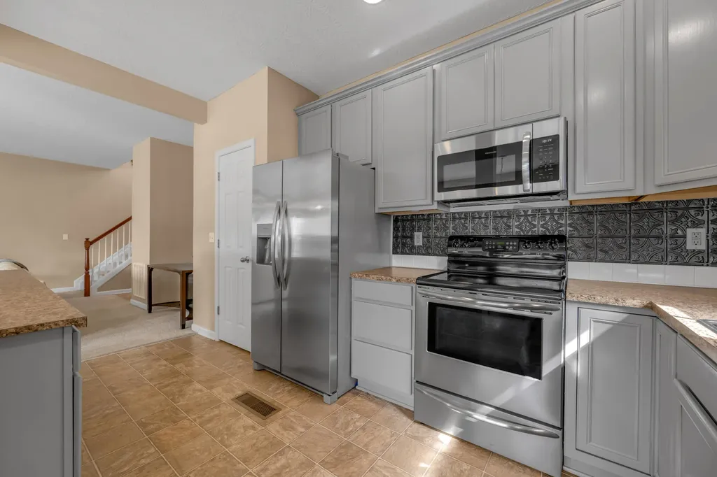 2432 Gooseberry Circle Lexington KY 40509