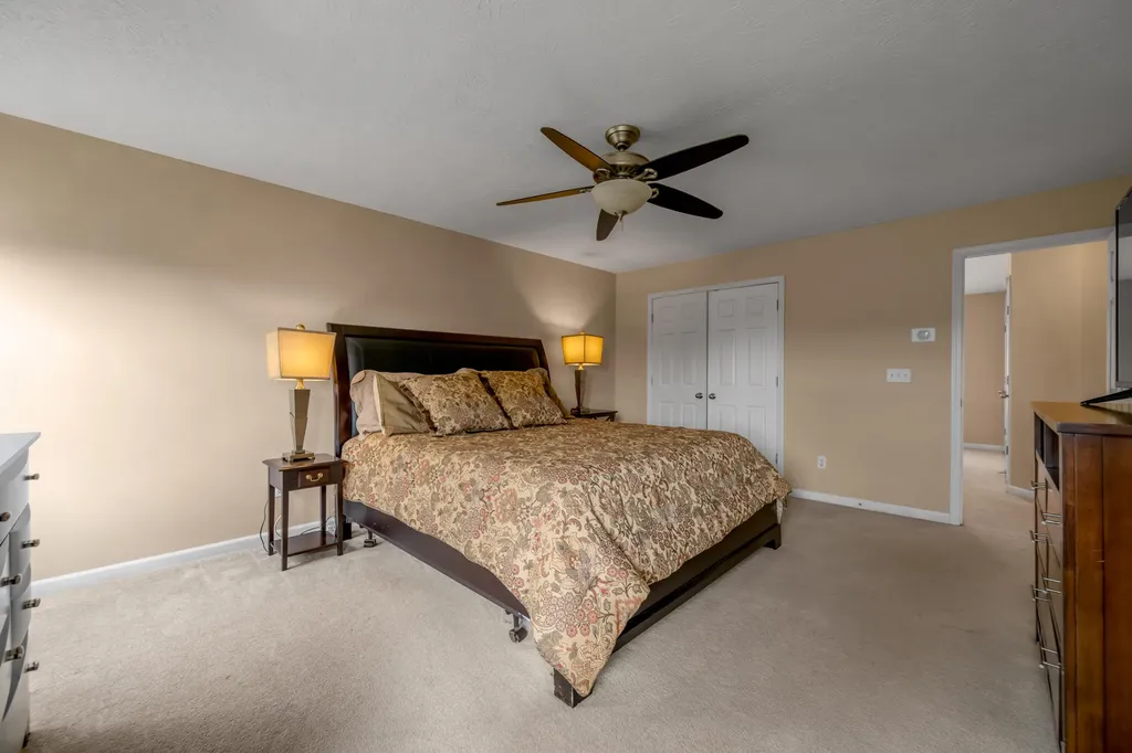 2432 Gooseberry Circle Lexington KY 40509