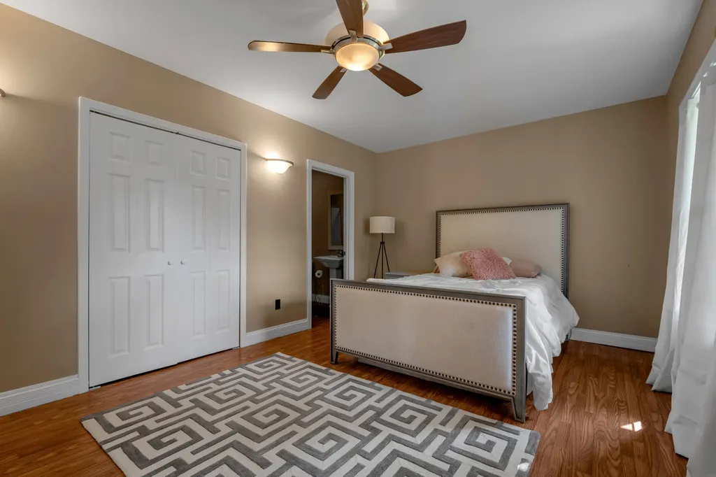 2432 Gooseberry Circle Lexington KY 40509