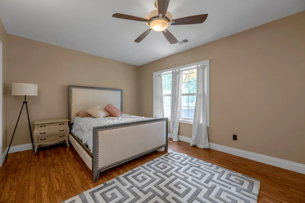 2432 Gooseberry Circle Lexington KY 40509