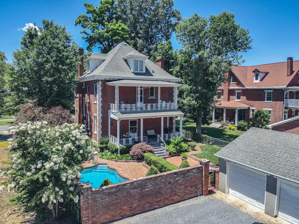 220 Fountain Avenue Paducah KY 42001
