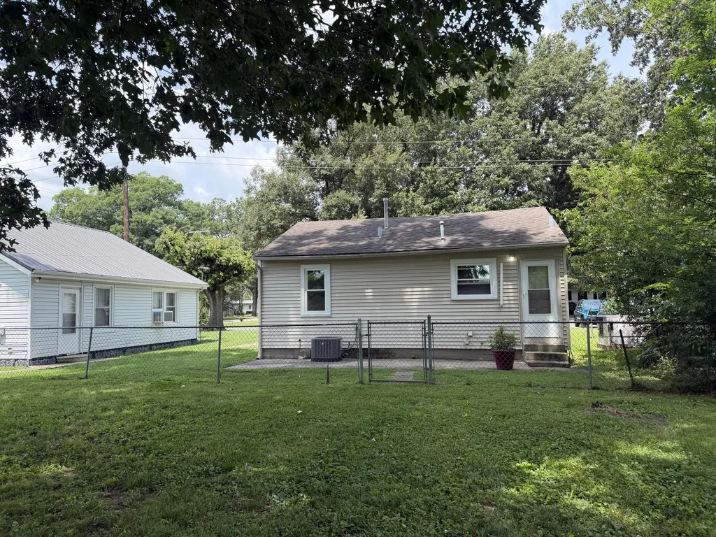 2632 Goodman Street Paducah KY 42003