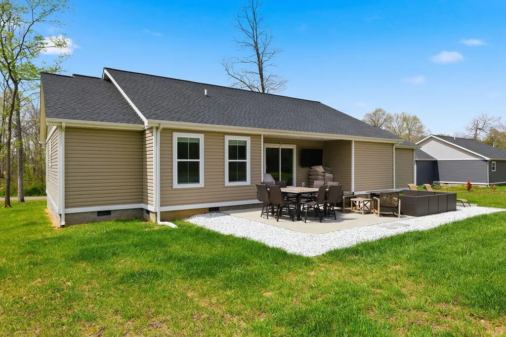 438 John Purdom Drive Almo KY 42020