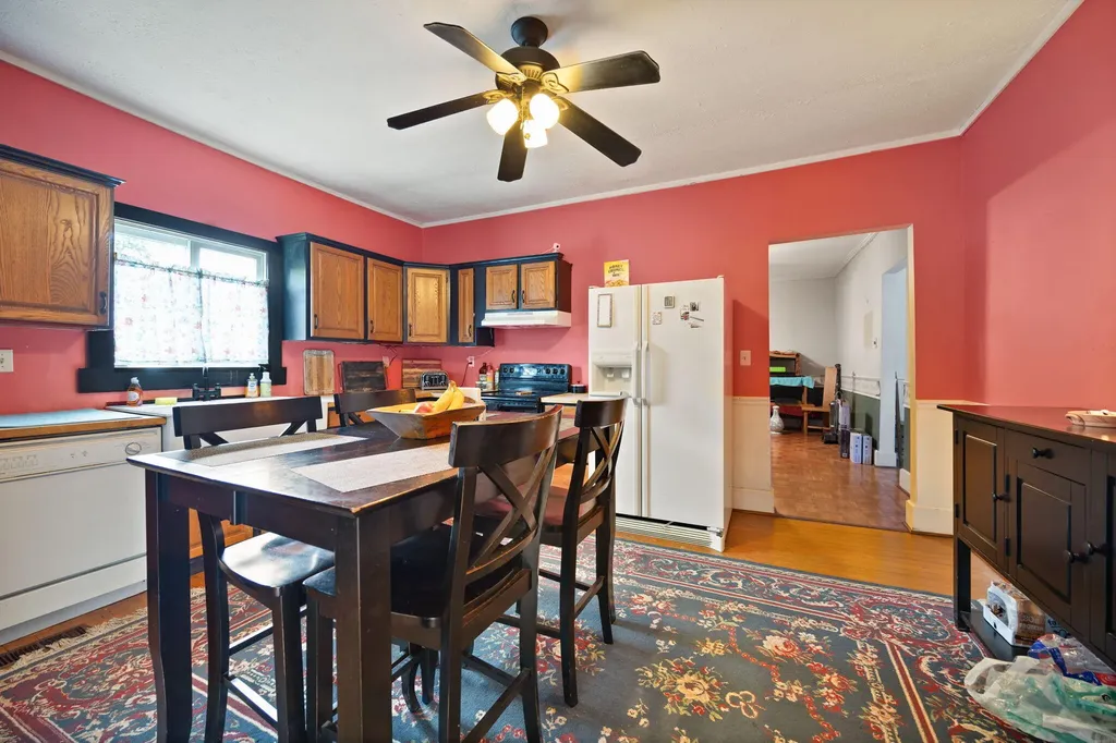 3156 Pinckard Pike Versailles KY 40383