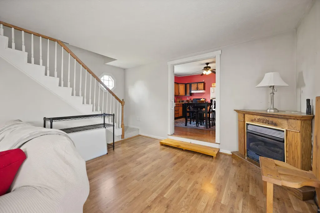 3156 Pinckard Pike Versailles KY 40383