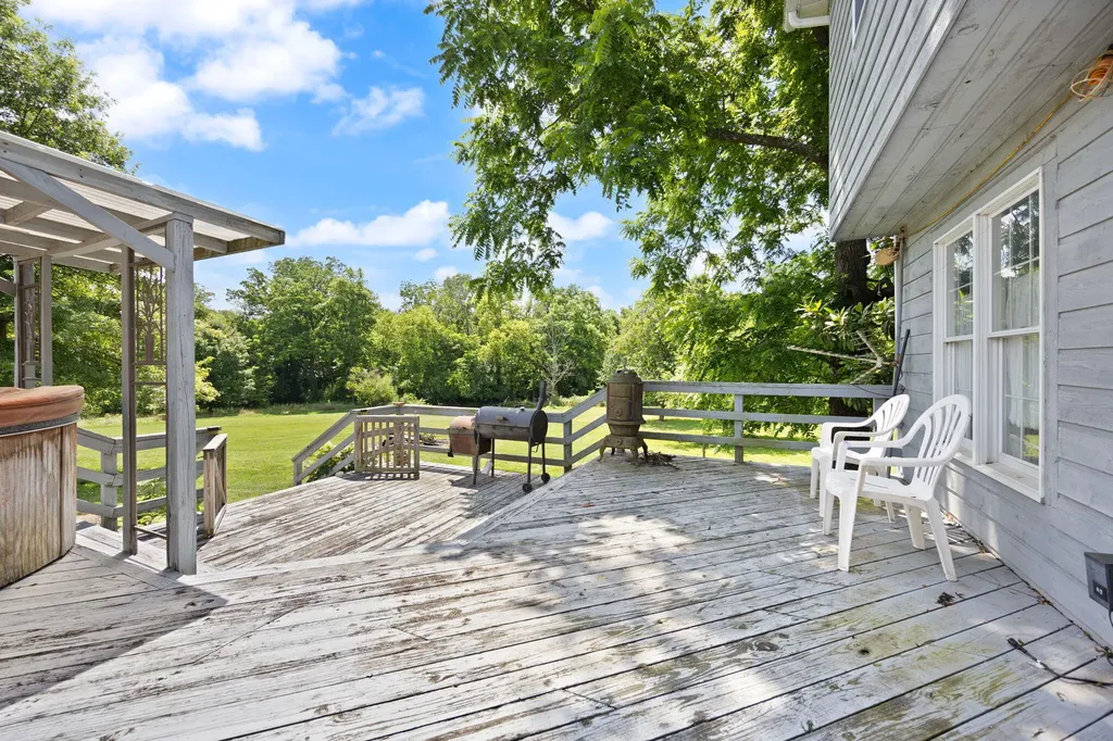 3156 Pinckard Pike Versailles KY 40383