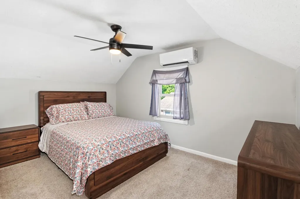 2420 Clay Street Paducah KY 42001