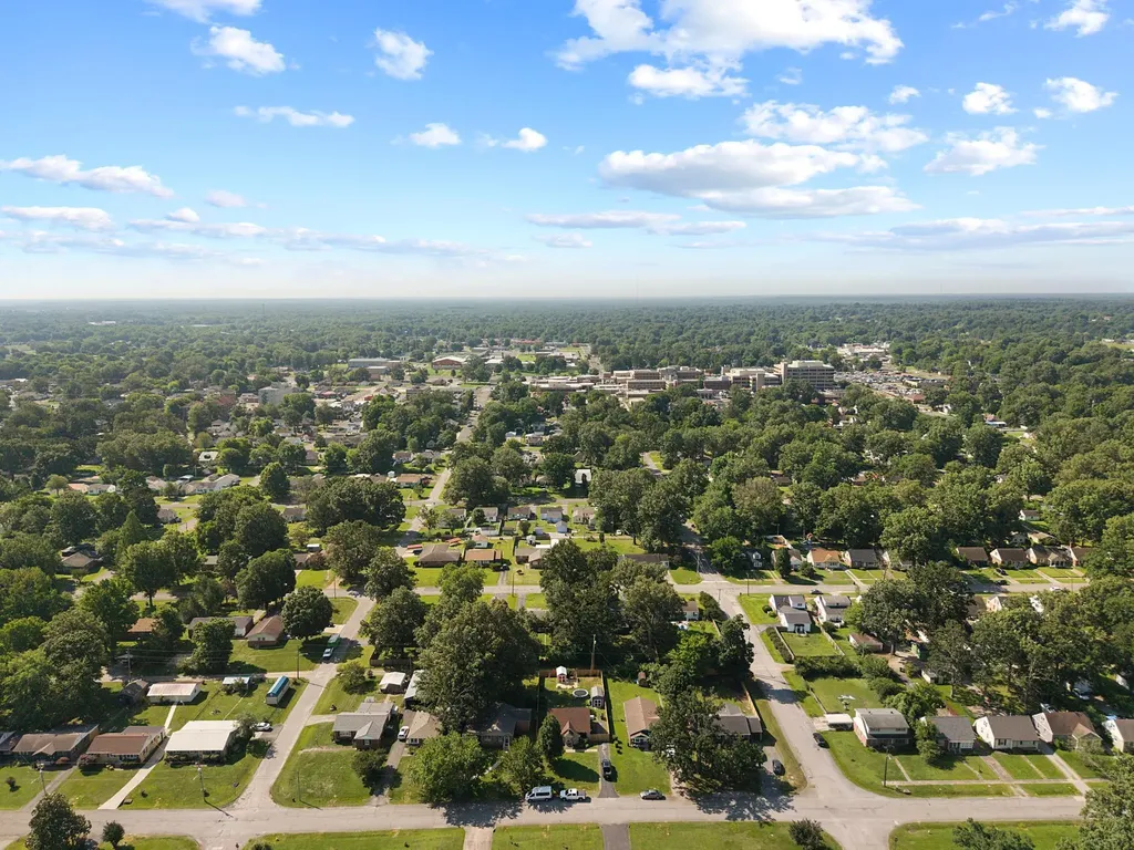 2420 Clay Street Paducah KY 42001