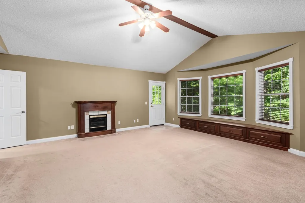 87 Deer Trace Road Benton KY 42025