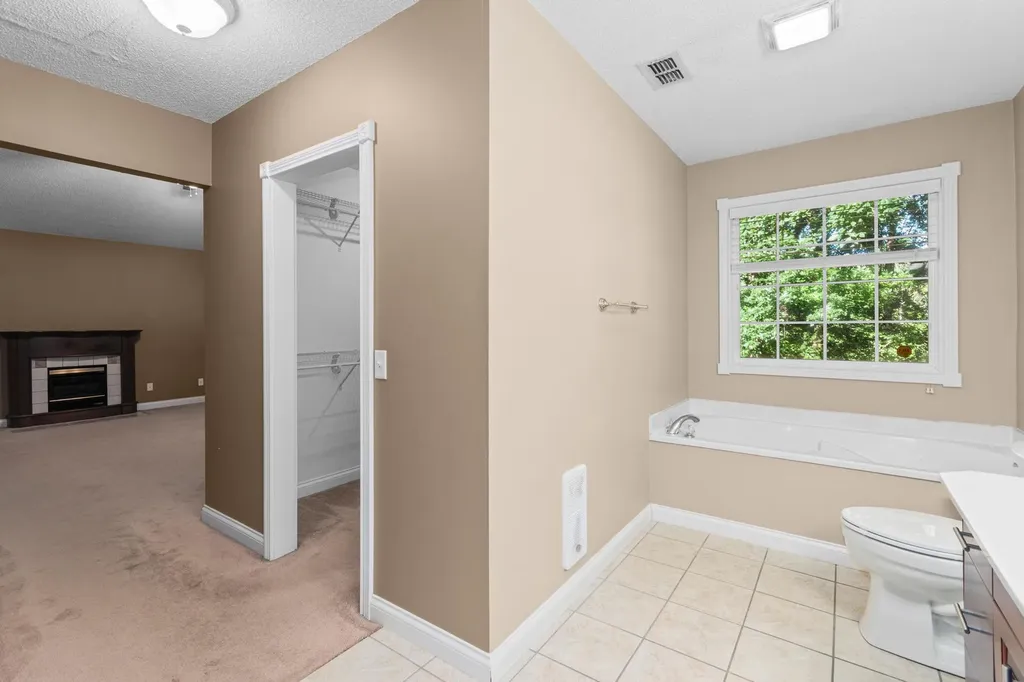 87 Deer Trace Road Benton KY 42025