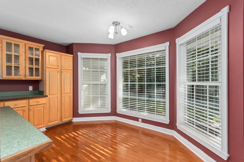 87 Deer Trace Road Benton KY 42025