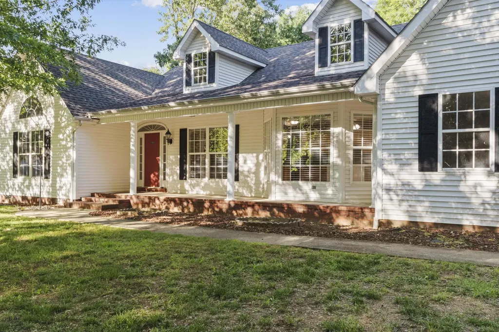 87 Deer Trace Road Benton KY 42025