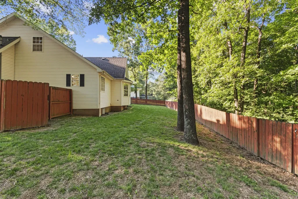 87 Deer Trace Road Benton KY 42025