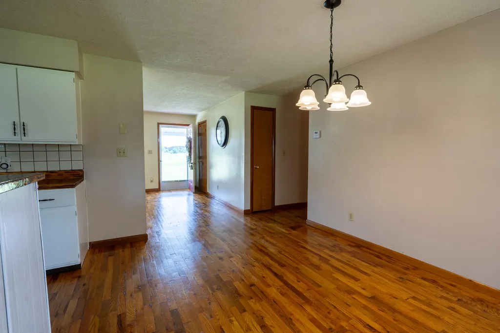 1153 Old Mount Vernon Road Somerset KY 42503