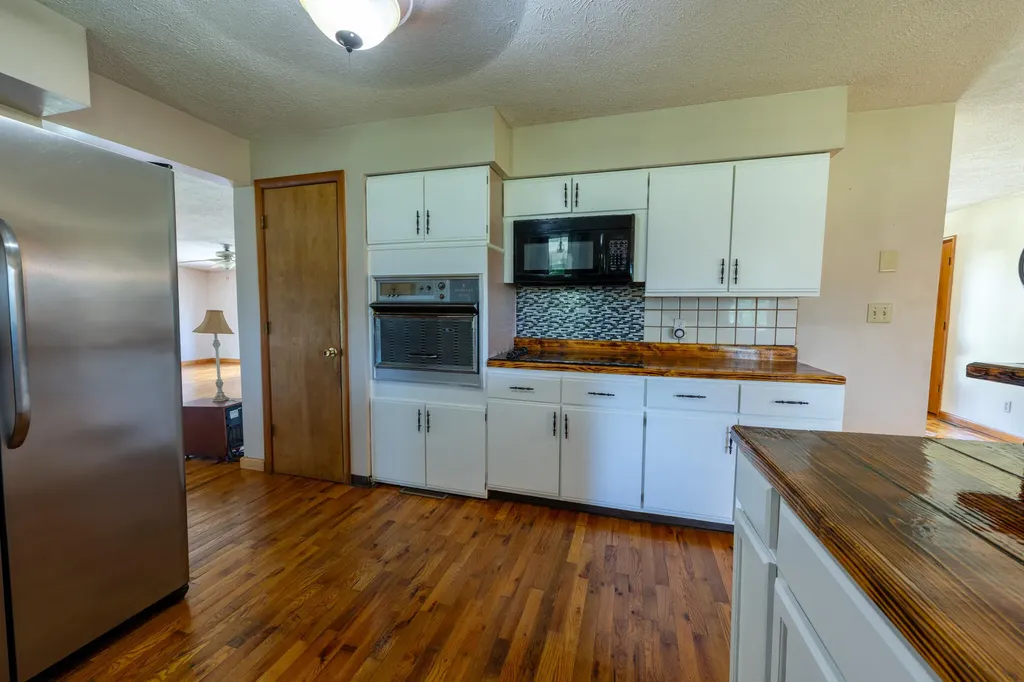1153 Old Mount Vernon Road Somerset KY 42503