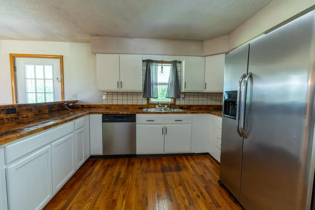 1153 Old Mount Vernon Road Somerset KY 42503
