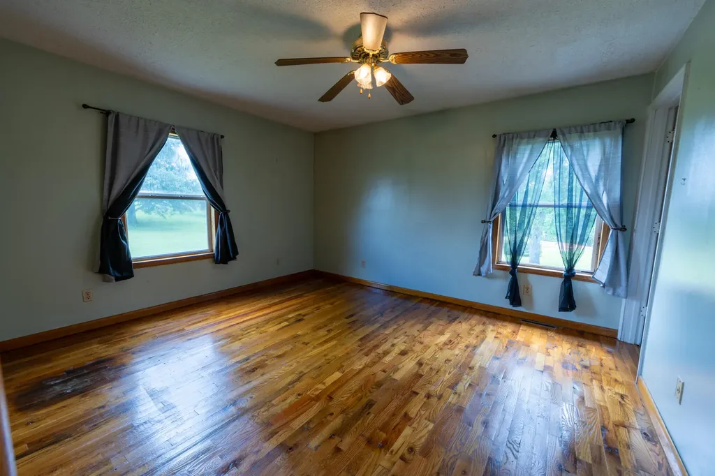 1153 Old Mount Vernon Road Somerset KY 42503