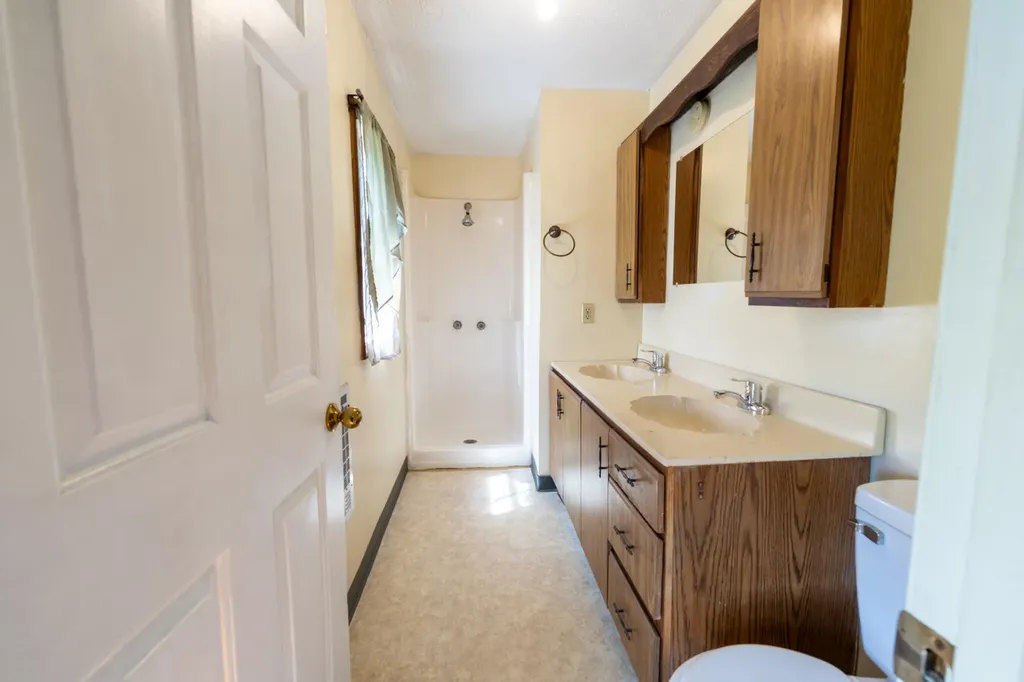 1153 Old Mount Vernon Road Somerset KY 42503