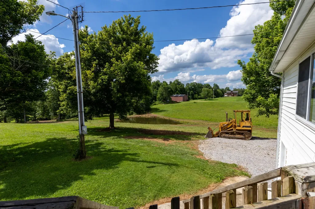 1153 Old Mount Vernon Road Somerset KY 42503