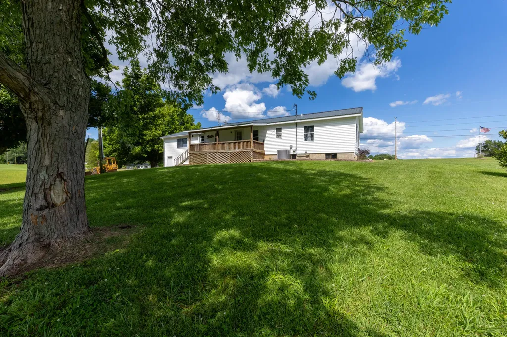 1153 Old Mount Vernon Road Somerset KY 42503