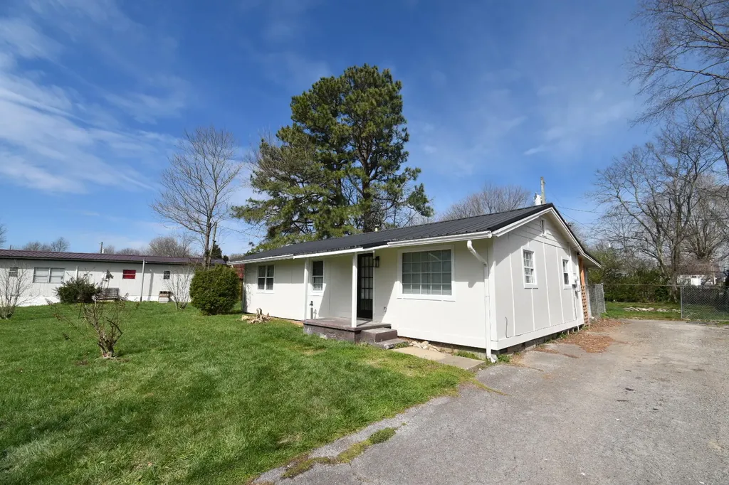 231 Scott Lane Danville KY 40484